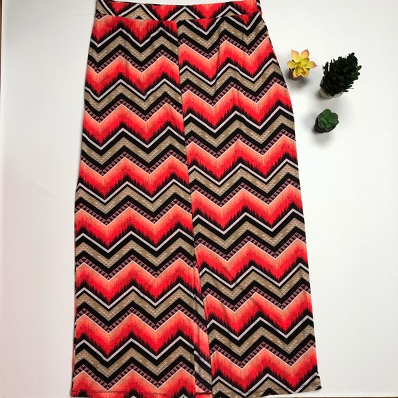 ➕[New] ORANGE CHEVRON MAXI SKIRT - Picture 2 of 4